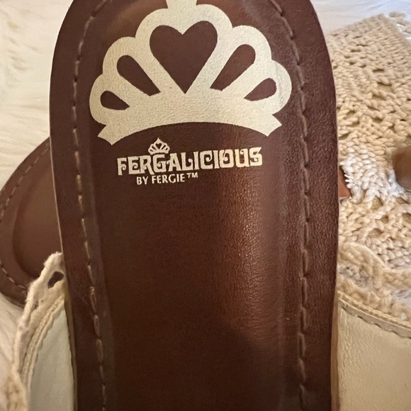 Fergalicious By Fergie Stella Crochet Thong Sandals Size 8 - Picture 7 of 10